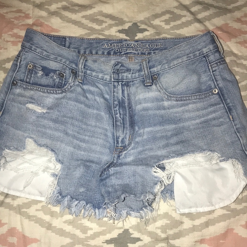 American Eagle High waisted shorts